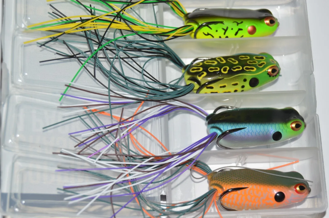 Booyah Poppin' Pad Crasher Frog 4 Pack Kit 2